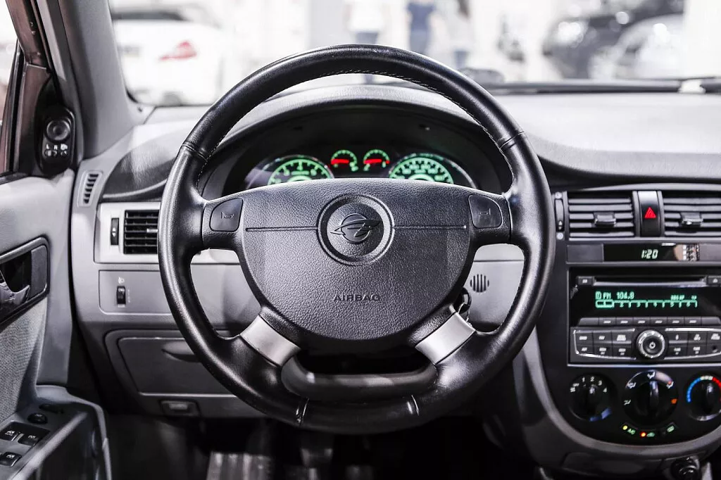 Купить Gentra с пробегом